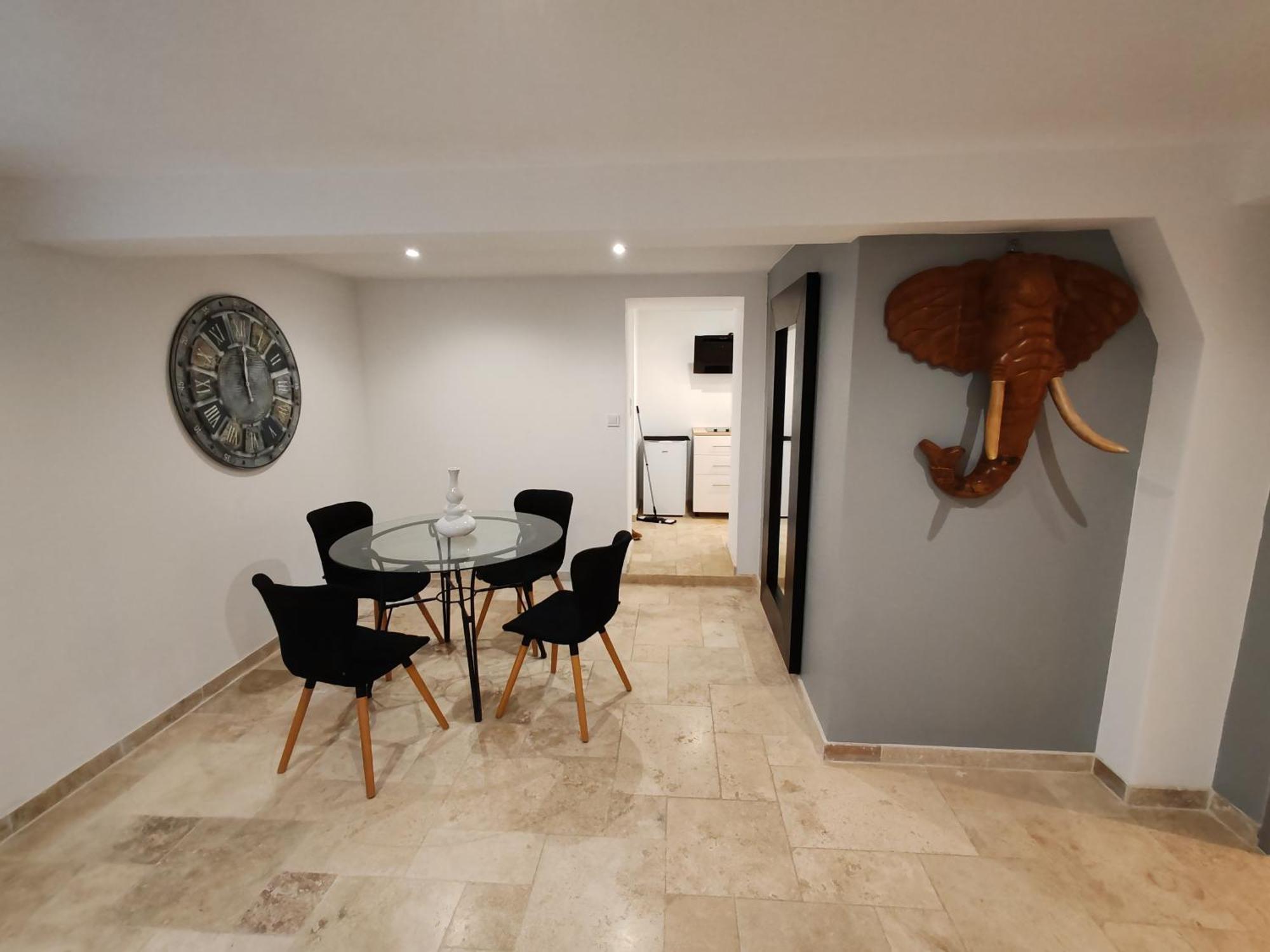 Appartement T3 Neuf Proche Centre Ville, Clim Et Parking Et Centrale Edf Valence  Экстерьер фото